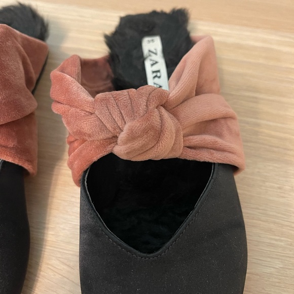 Zara pointy toe flat loafer slides with velvet and silk preowned size 35 - Picture 6 of 7